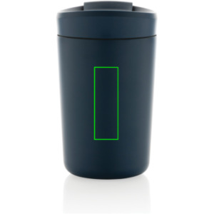 Parta derecha en medio del artículo