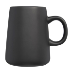 Taza de cerámica con forma de jarra de 450ml Wide Base color negro vista lateral