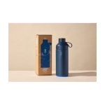 Botella termo de acero y plástico reciclado 1L Ocean Bottle color azul marino segunda vista con caja
