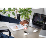 Botella de acero inoxidable de doble pared con acabado mate 490ml vista bodegón