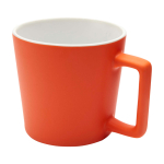 Taza de cerámica con acabado mate y asa en forma cuadrada 370ml color naranja segunda vista frontal