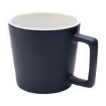 Taza de cerámica con acabado mate y asa en forma cuadrada 370ml color azul marino segunda vista frontal