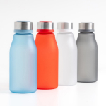 Botella de plástico reciclado estilo mate con mosquetón 350ml vista con varios colores