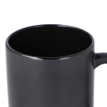 Taza de cerámica con acabado mate y contorno interior brillante 350ml color negro sexta vista