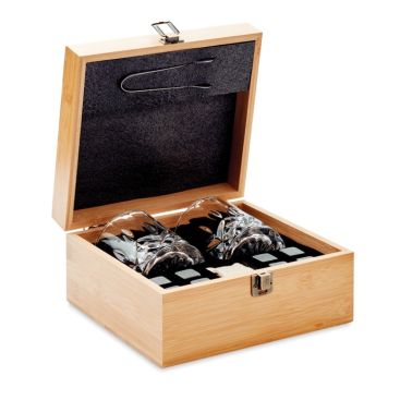 Kit con vasos para whisky y hielo reutilizable color madera