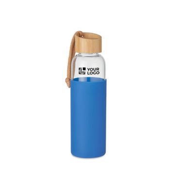 Elegante botella de cristal con funda