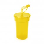 Vaso con pajita flexible color amarillo primera vista