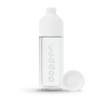 Botella Dopper con vaso en la tapa color transparente segunda vista