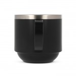 Taza de doble pared de cerámica apilable con capacidad de 300ml color negro cuarta vista