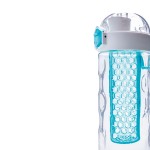 Botella para agua con infusor de frutas color turquesa octava vista
