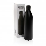 Botella grande de acero térmica color negro vista con caja