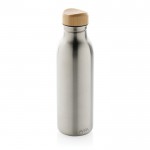 Botella de acero inoxidable reciclado con tapón de bambú 600ml color plateado