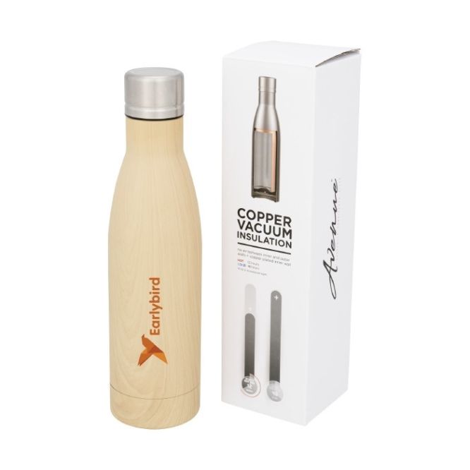 Botellas personalizadas metálicas superficie madera