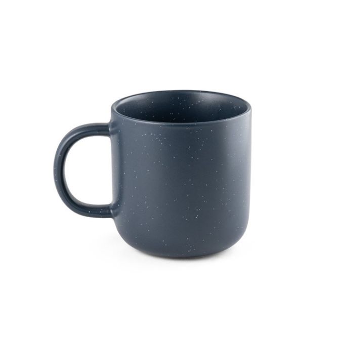 Taza de cerámica con acabado moteado