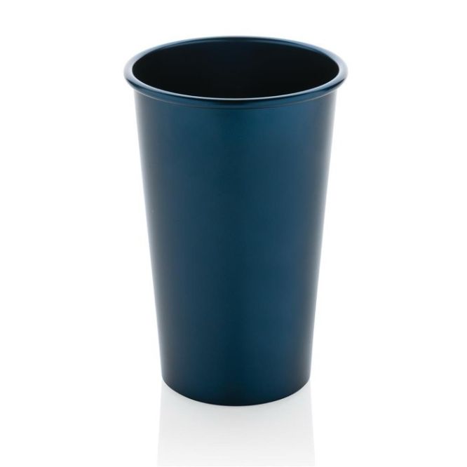 Vasos de aluminio reciclado con diseño simple y práctico 450ml
